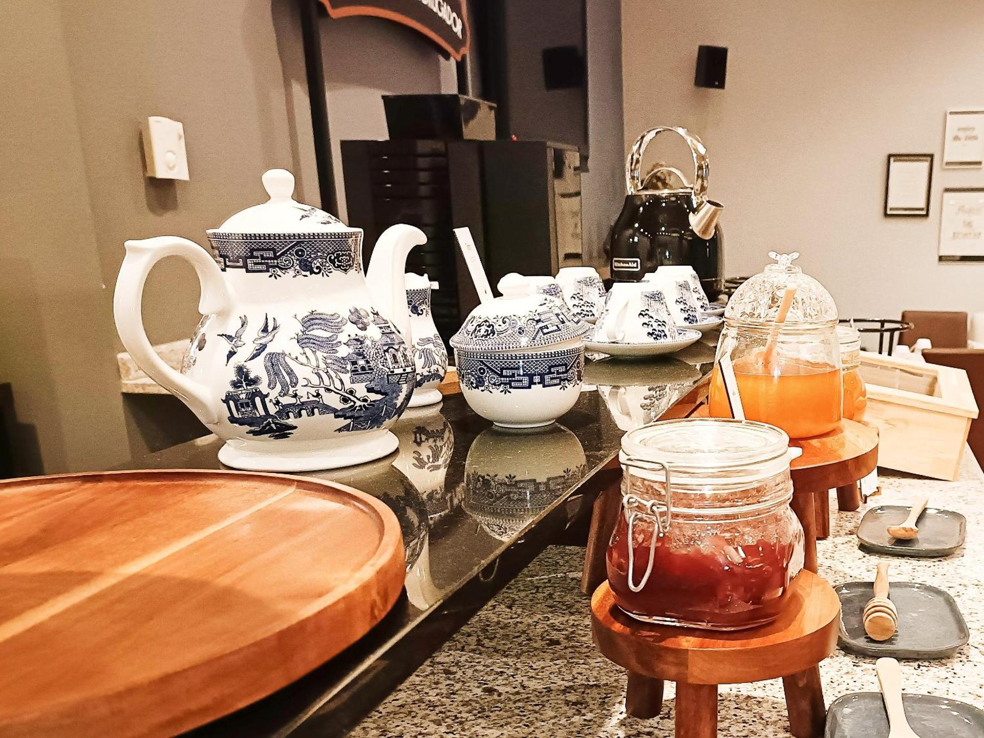 塞尔科蒂尔波塔莱斯酒店 洛格罗尼奥 外观 照片